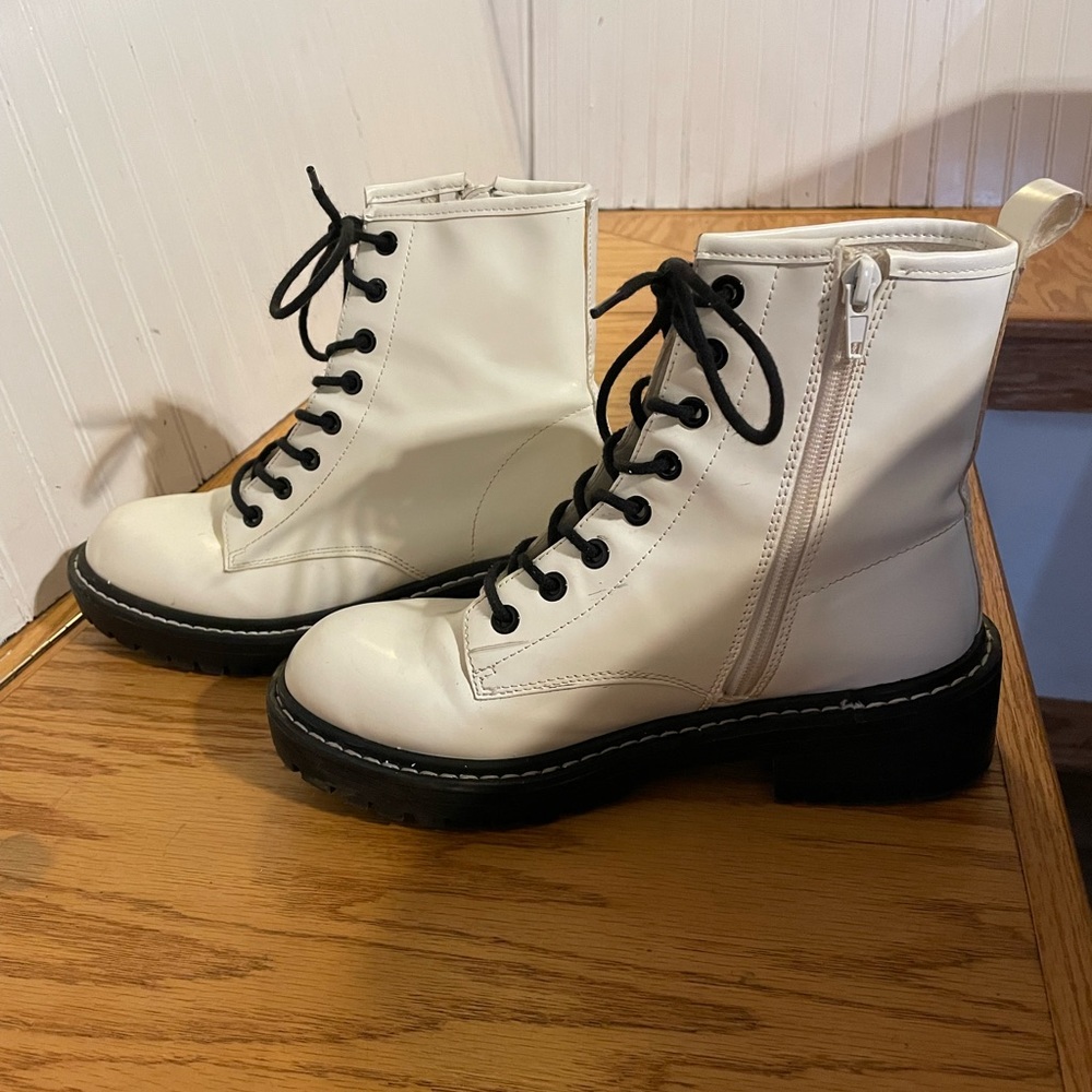 Doc Martin like boots. Women’s size 7
